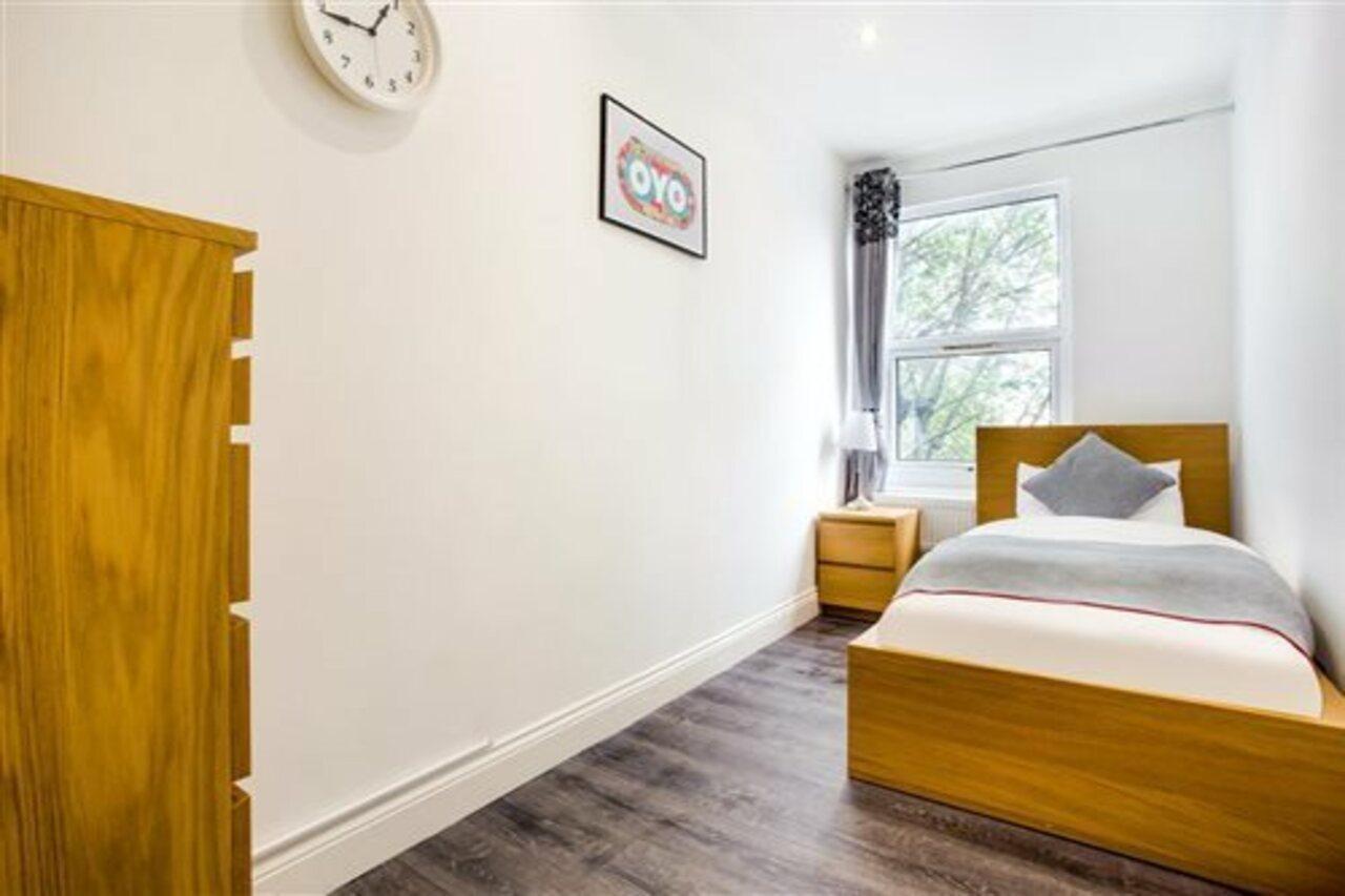 Oyo Broadway Inn Brentford Ngoại thất bức ảnh